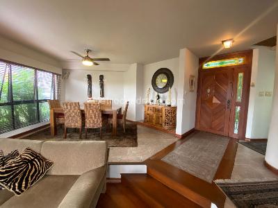 Apartamento de 3 alcobas en venta en Granada, Cali, 220 m² · foto 4 de 17