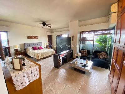 Apartamento de 3 alcobas en venta en Granada, Cali, 220 m² · foto 9 de 17