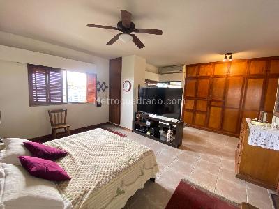 Apartamento de 3 alcobas en venta en Granada, Cali, 220 m² · foto 10 de 17