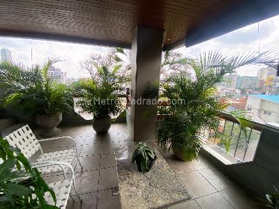 Apartamento de 3 alcobas en venta en Granada, Cali, 220 m² · foto 6 de 17