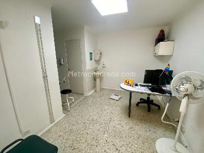 Casa de 5 alcobas en venta en Versalles, Cali, 1225 m² · foto 10 de 16