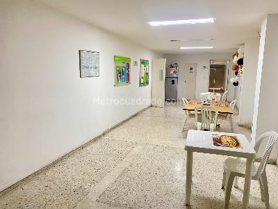 Casa de 5 alcobas en venta en Versalles, Cali, 1225 m² · foto 15 de 16