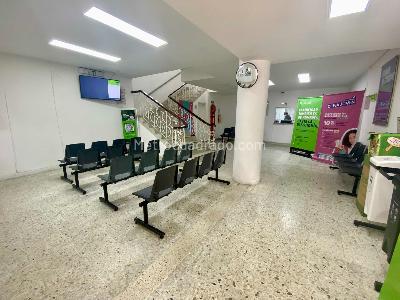Casa de 5 alcobas en venta en Versalles, Cali, 1225 m² · foto 4 de 16