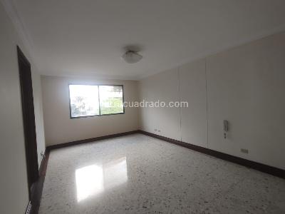 Apartamento de 4 alcobas en venta en Juanambu, Cali, 224 m² · foto 8 de 19
