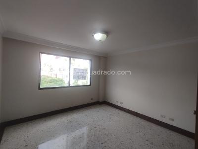 Apartamento de 4 alcobas en venta en Juanambu, Cali, 224 m² · foto 14 de 19