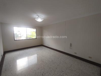 Apartamento de 4 alcobas en venta en Juanambu, Cali, 224 m² · foto 18 de 19