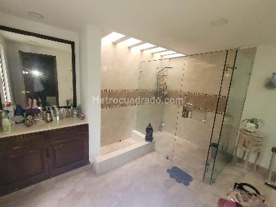 Casa de 4 alcobas en venta en Cristales, Cali, 450 m² · foto 12 de 19