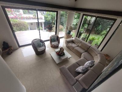 Casa de 4 alcobas en venta en Cristales, Cali, 450 m² · foto 13 de 19