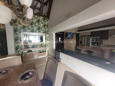 Casa de 4 alcobas en venta en Cristales, Cali, 450 m² · foto 15 de 19
