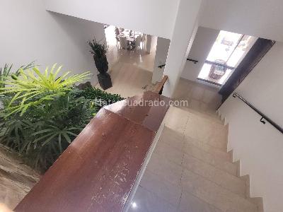 Casa de 4 alcobas en venta en Cristales, Cali, 450 m² · foto 9 de 19