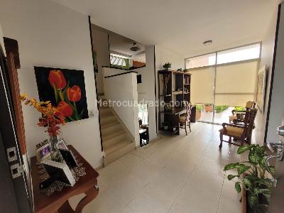 Casa de 3 alcobas en venta en Bella Suiza, Cali, 235 m² · foto 11 de 20