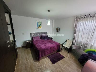 Casa de 3 alcobas en venta en Bella Suiza, Cali, 235 m² · foto 14 de 20