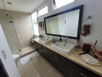 Casa de 3 alcobas en venta en Bella Suiza, Cali, 235 m² · foto 19 de 20