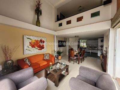 Casa de 3 alcobas en venta en Bella Suiza, Cali, 235 m² · foto 4 de 20