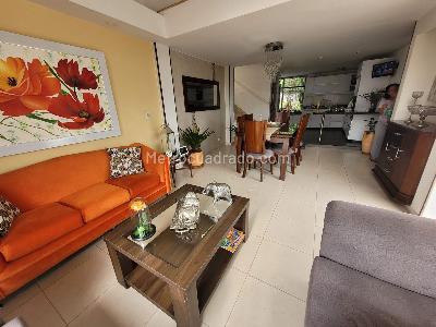 Casa de 3 alcobas en venta en Bella Suiza, Cali, 235 m² · foto 5 de 20
