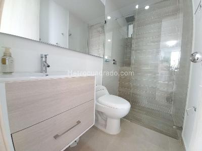 Apartamento de 2 alcobas en venta en Valle Del Lili, Cali, 98 m² · foto 4 de 15