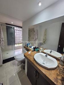 Apartamento de 4 alcobas en venta en Santa Teresita, Cali, 205 m² · foto 15 de 18