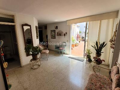 Casa de 5 alcobas en venta en La Flora, Cali, 320 m² · foto 4 de 20