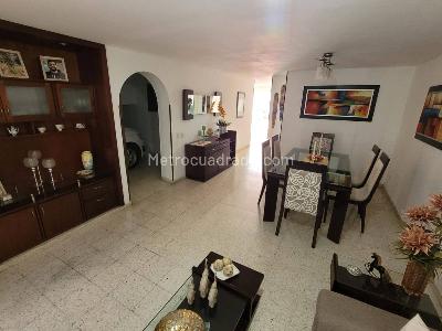 Casa de 5 alcobas en venta en La Flora, Cali, 320 m² · foto 5 de 20