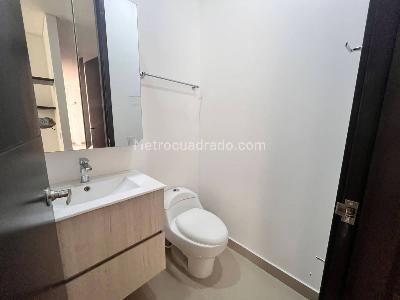 Apartamento de 2 alcobas en venta en Bellavista, Cali, 104 m² · foto 9 de 19