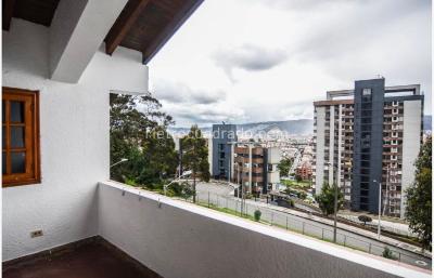 Apartamento de 4 alcobas en venta en Club De Los Lagartos, Bogotá, 360 m² · foto 5 de 15