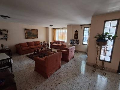 Casa de 5 alcobas en venta en Santa Rita, Cali, 500 m² · foto 15 de 19