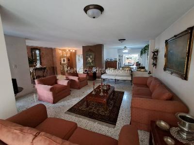 Casa de 5 alcobas en venta en Santa Rita, Cali, 500 m² · foto 2 de 19