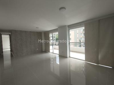 Apartamento de 4 alcobas en venta en Altos De Cristales, Cali, 125 m² · foto 3 de 14