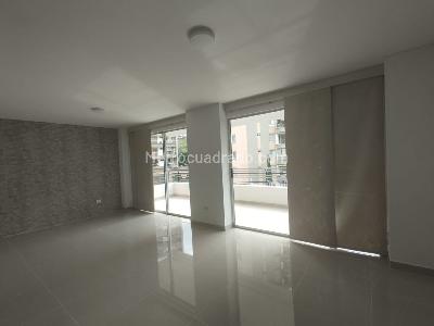 Apartamento de 4 alcobas en venta en Altos De Cristales, Cali, 125 m² · foto 4 de 14
