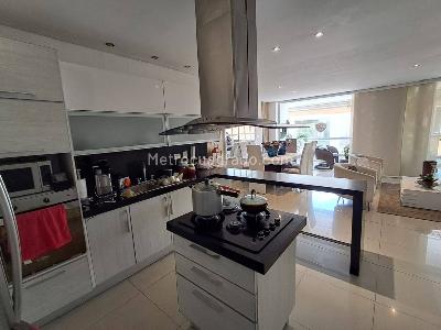 Apartamento de 3 alcobas en venta en Cristales, Cali, 150 m² · foto 7 de 20
