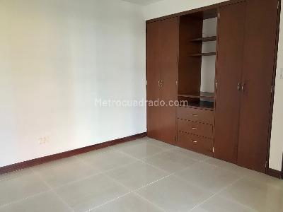 Apartamento de 3 alcobas en venta en Cristales, Cali, 150 m² · foto 14 de 19