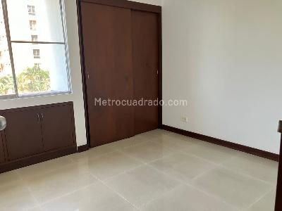 Apartamento de 3 alcobas en venta en Cristales, Cali, 150 m² · foto 15 de 19