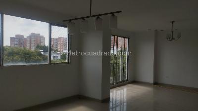 Apartamento en venta en Altos Del Refugio, Cali · foto 2 de 10