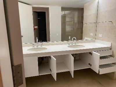 Casa de 4 alcobas en venta en Santa Rita, Cali, 585 m² · foto 15 de 20