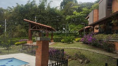 Casa de 4 alcobas en venta en Farallones De Pance Sur, Cali, 192 m² · foto 1 de 19