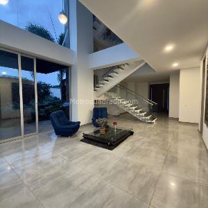 Casa de 4 alcobas en arriendo en Condominio Gaudi, Cali, 350 m² · foto 16 de 20