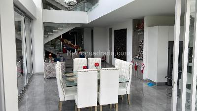 Casa de 4 alcobas en arriendo en Condominio Gaudi, Cali, 350 m² · foto 5 de 20