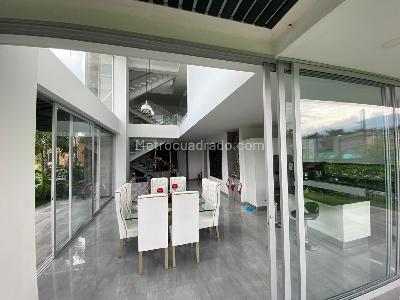 Casa de 4 alcobas en arriendo en Condominio Gaudi, Cali, 350 m² · foto 7 de 20