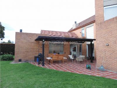 Casa de 4 alcobas en venta en Guaymaral, Bogotá, 460 m² · foto 17 de 20