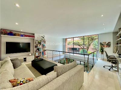 Casa de 4 alcobas en venta en Chico Reservado, Bogotá, 410 m² · foto 18 de 20