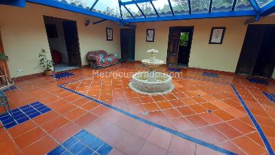 Casa de 4 alcobas en venta en Vereda El Chocolatero, La Calera, 500 m² · foto 13 de 20
