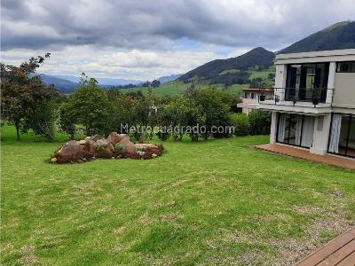 Casa de 4 alcobas en arriendo en Km 4 Via La Calera Sopo, La Calera, 450 m² · foto 18 de 20