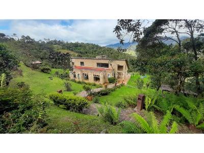 Casa de 3 alcobas en venta en Vereda El Volcan, La Calera, 240 m² · foto 17 de 18