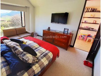 Casa de 3 alcobas en venta en Conjunto Residencial Macadamia, La Calera, 153 m² · foto 9 de 20