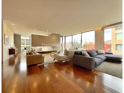 Apartamento en venta en Chico Reservado, Bogotá · foto 2 de 20