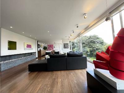 Apartamento de 3 alcobas en venta en Refugio / Retiro Alto, Bogotá, 350 m² · foto 2 de 19