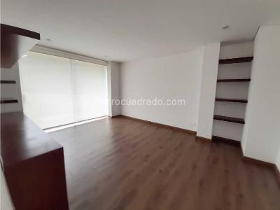 Casa en arriendo en Conjunto Refugio Del Valle (Amarilo), La Calera · foto 4 de 17