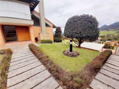 Casa de 3 alcobas en venta en Macadamia, La Calera, 205 m² · foto 2 de 20