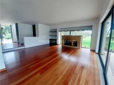 Casa de 3 alcobas en arriendo en Club La Pradera De Potosi, La Calera, 220 m² · foto 3 de 20