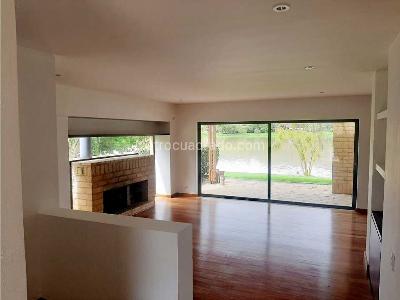 Casa de 3 alcobas en arriendo en Club La Pradera De Potosi, La Calera, 220 m² · foto 4 de 20